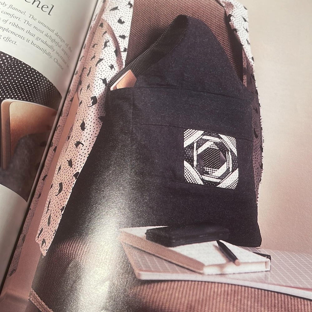 Bags Of Style Book - Picture 8 of 9